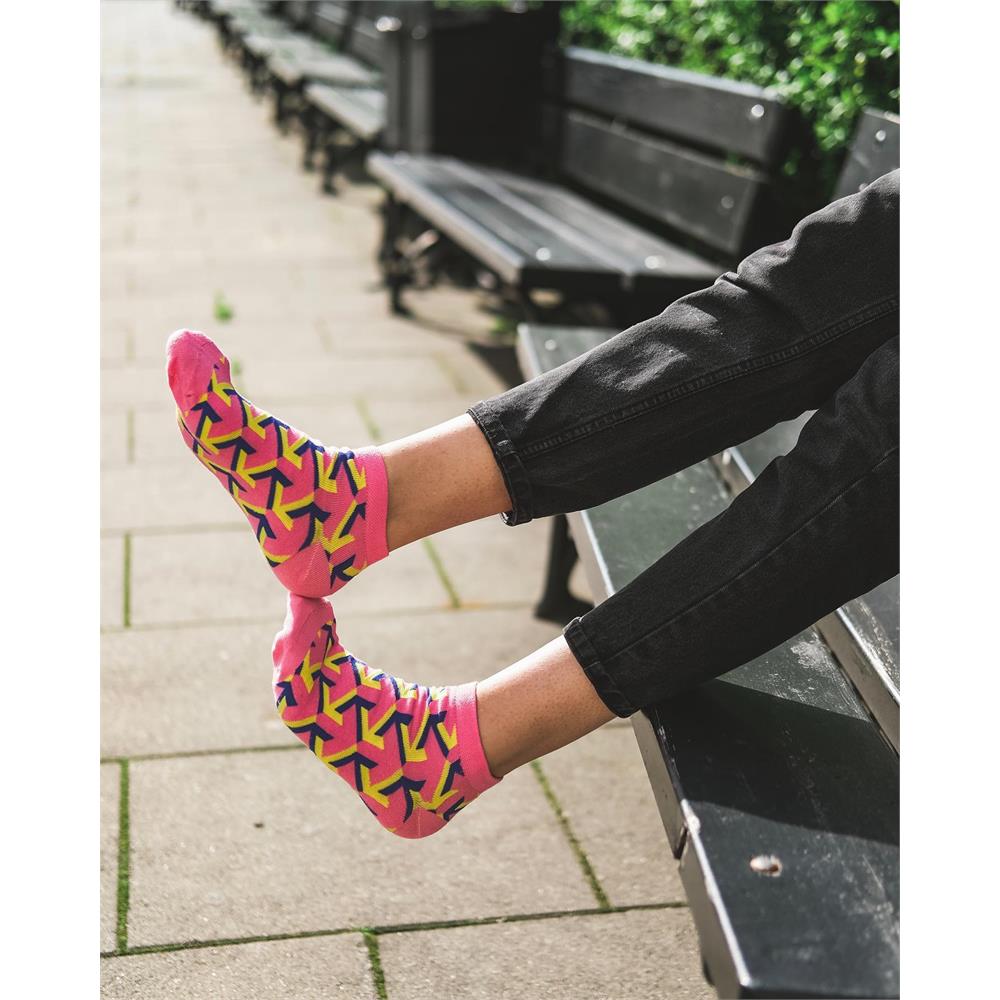 PINK ARROW SOCKS 